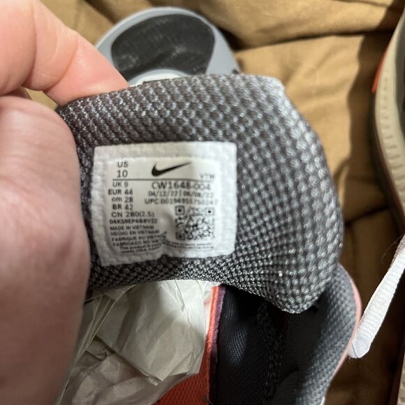 Nike Air Max Genome CW1648 004 Men's Size 10 Athletic Running See Description - Picture 8 of 8